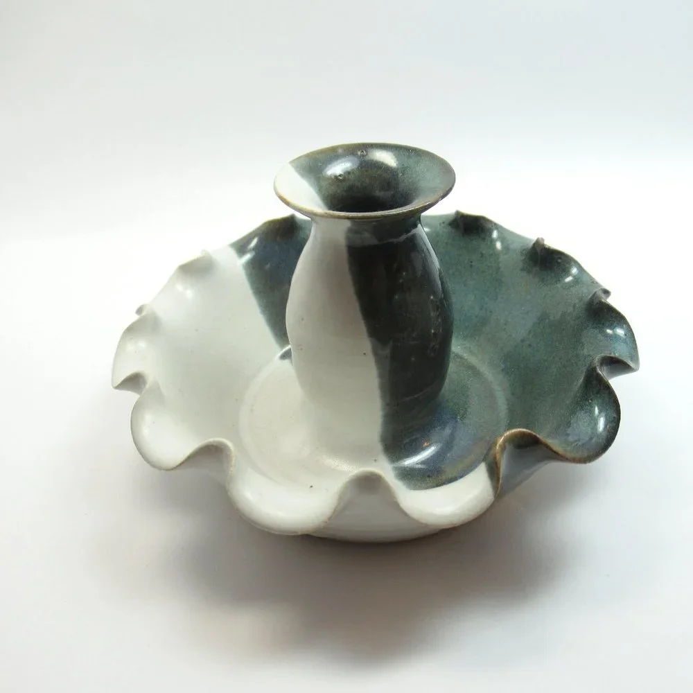 Sheltons Pottery this listing